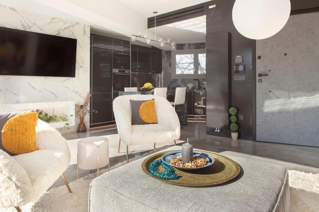 Luxury Acropolis View Apartment-Living Stone Black Pearl Ateny Zewnętrze zdjęcie