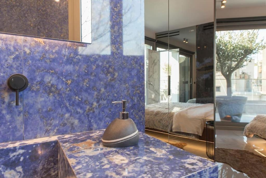Luxury Acropolis View Apartment-Living Stone Black Pearl Ateny Zewnętrze zdjęcie