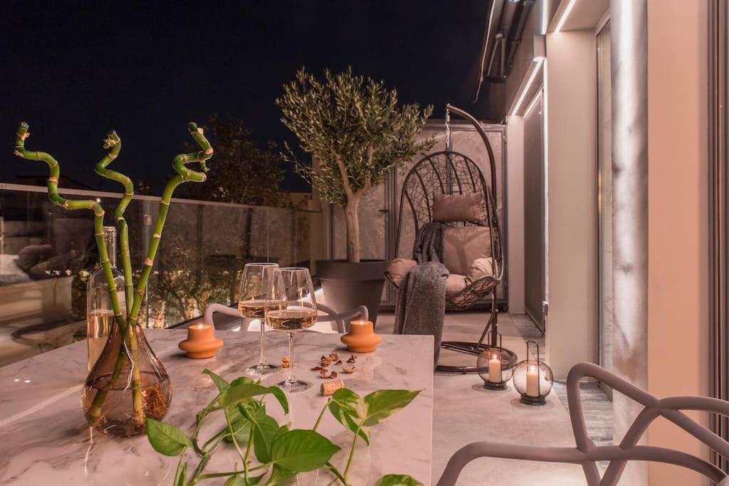 Luxury Acropolis View Apartment-Living Stone Black Pearl Ateny Zewnętrze zdjęcie